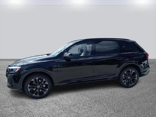 2025 Audi Q7 55 Premium Plus