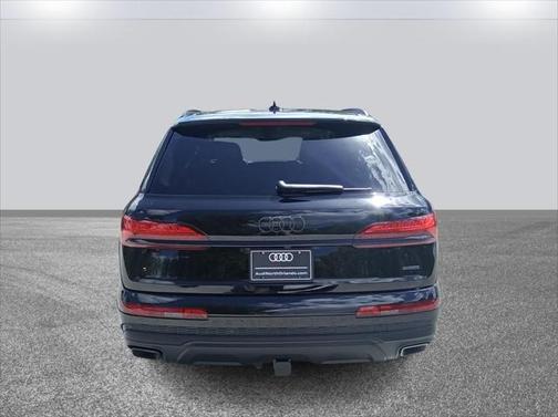 2025 Audi Q7 55 Premium Plus