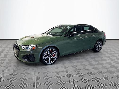 District Green Metallic 2023 Audi S4 Premium Plus TFSI quattro Tiptronic