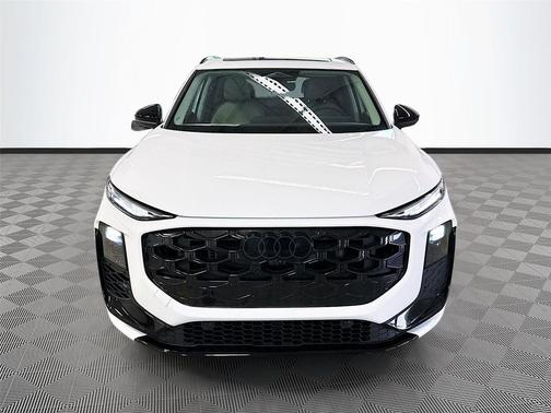 Arkona White 2026 Audi Q3 TFSI quattro S tronic