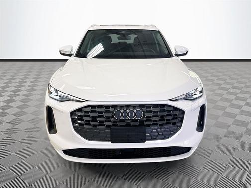 Arkona White 2025 Audi Q5 Premium TFSI quattro S tronic