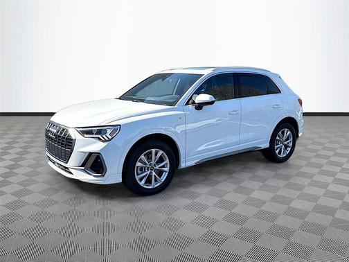 Arkona White 2025 Audi Q3 Premium 45 TFSI S line quattro Tiptronic