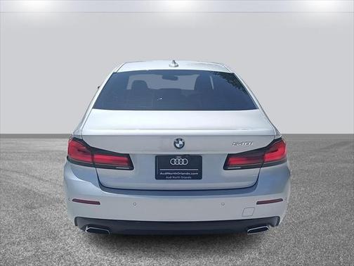 2021 BMW 540 540i