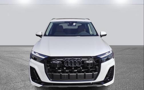 2026 Audi Q7 55 Premium Plus