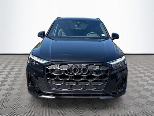 2026 Audi SQ7 4.0T Premium Plus