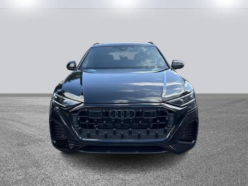 2025 Audi Q8 55 Premium