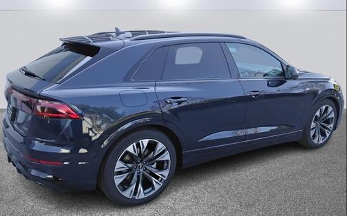 2026 Audi Q8 55 Premium Plus