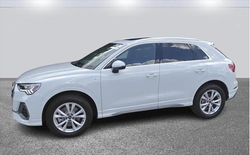 2024 Audi Q3 45 S line Premium Plus