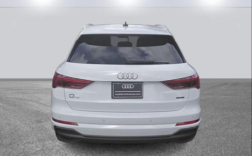 2024 Audi Q3 Premium 45 TFSI S line quattro Tiptronic