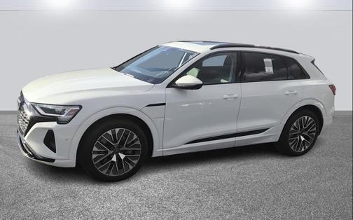 2024 Audi Q8 e-tron Premium Plus