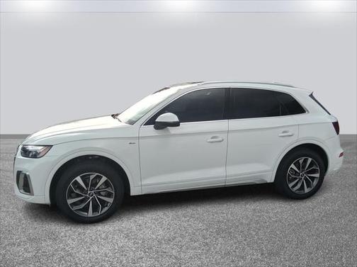 2022 Audi Q5 45 S line Premium