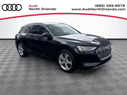 Mythos Black Metallic 2019 Audi e-tron Premium Plus