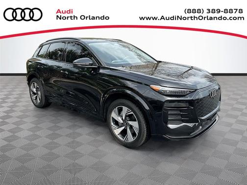 2025 Audi Q6 e-tron Premium Plus quattro