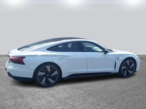2026 Audi S e-tron GT Premium Plus quattro