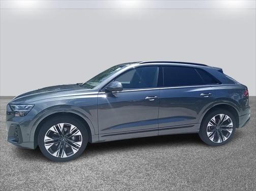 2025 Audi Q8 55 Premium Plus