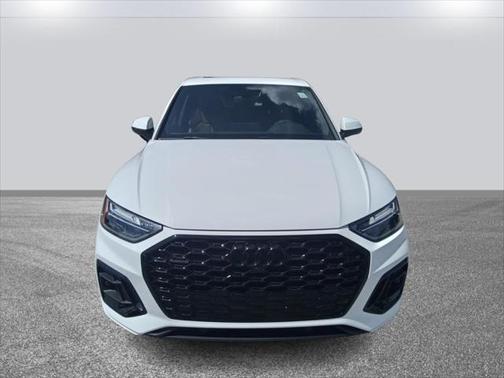 2022 Audi Q5 45 S line Premium Plus