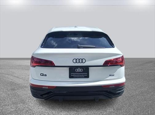 2022 Audi Q5 45 S line Premium Plus