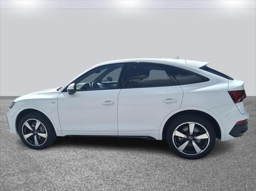 2022 Audi Q5 45 S line Premium Plus