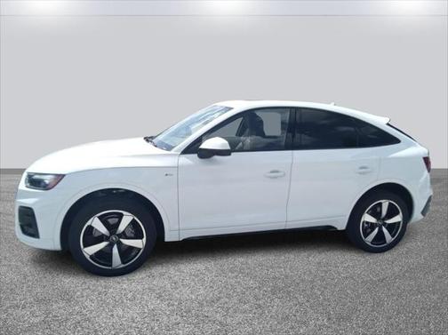 2022 Audi Q5 45 S line Premium Plus
