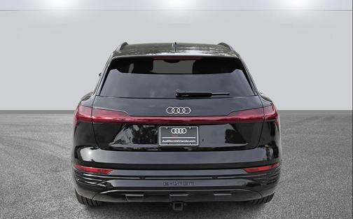 2024 Audi Q8 e-tron Premium Plus