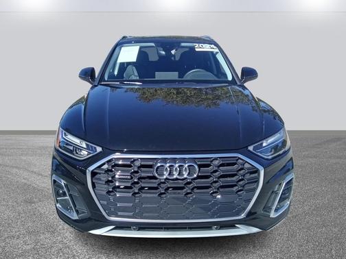 Mythos Black Metallic 2024 Audi Q5 45 S line Premium
