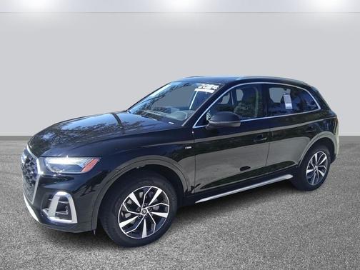 Mythos Black Metallic 2024 Audi Q5 45 S line Premium