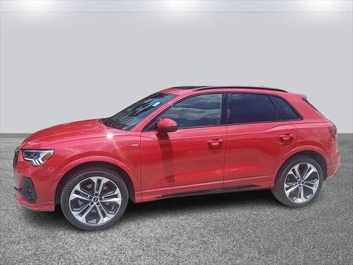 2022 Audi Q3 45 S line Premium Plus
