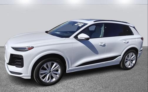 2025 Audi Q6 e-tron Premium Plus