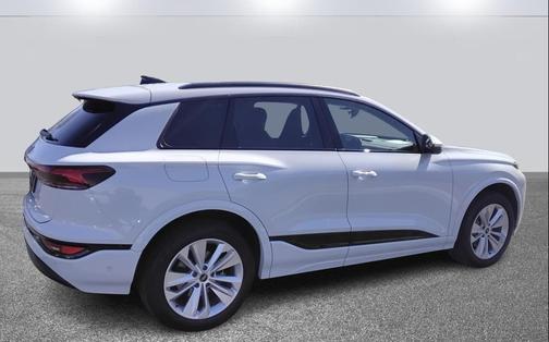 2025 Audi Q6 e-tron Premium Plus