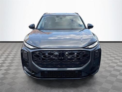2026 Audi Q3 S line