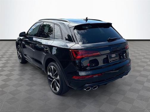 Mythos Black Metallic 2023 Audi SQ5 3.0T Premium Plus
