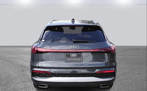 2025 Audi Q5 Premium Plus TFSI quattro S tronic