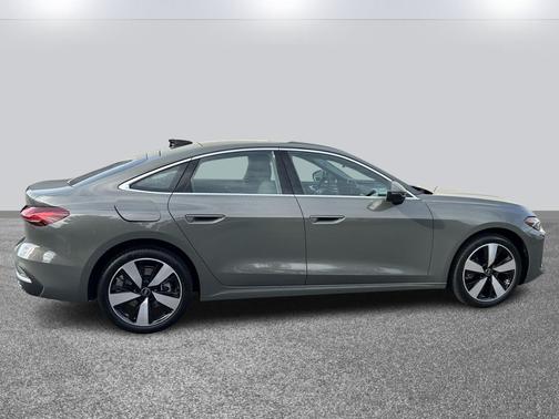 2025 Audi A5 Premium Plus TFSI quattro S tronic