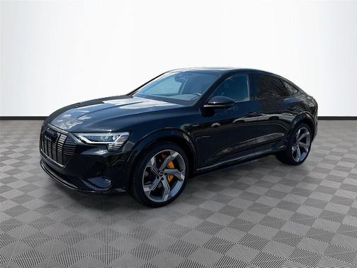 Mythos Black Metallic 2023 Audi e-tron S Sportback Premium Plus quattro