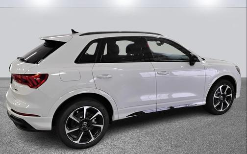 2025 Audi Q3 45 S line Premium Plus