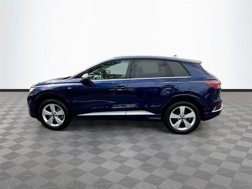 Navarra Blue Metallic 2023 Audi Q4 e-tron Premium 50 quattro