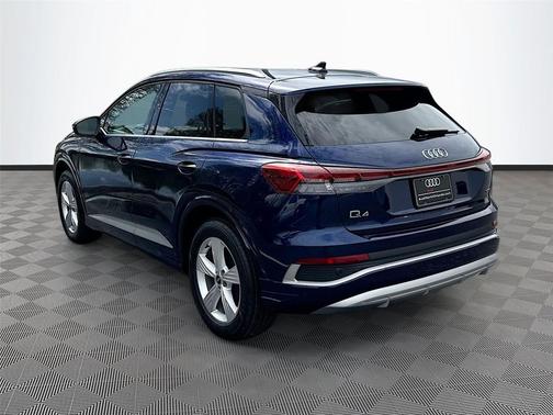 Navarra Blue Metallic 2023 Audi Q4 e-tron Premium 50 quattro
