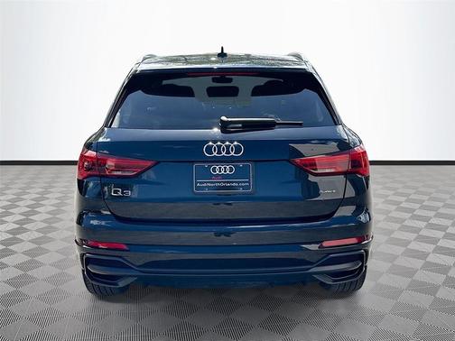 Mythos Black Metallic 2022 Audi Q3 45 S line Premium Plus
