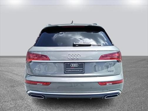 2023 Audi Q5 45 S line Premium