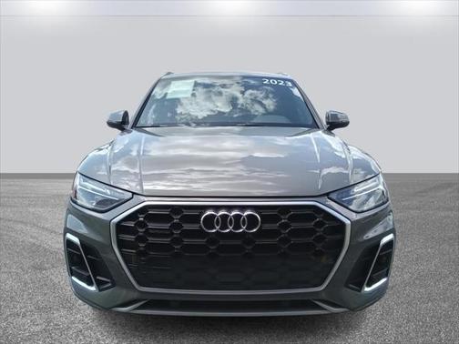 2023 Audi Q5 45 S line Premium
