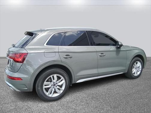 2023 Audi Q5 45 S line Premium