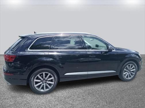 2019 Audi Q7 45 Premium Plus