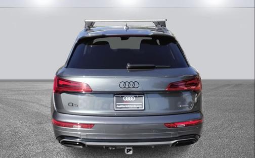 2022 Audi Q5 45 S line Prestige