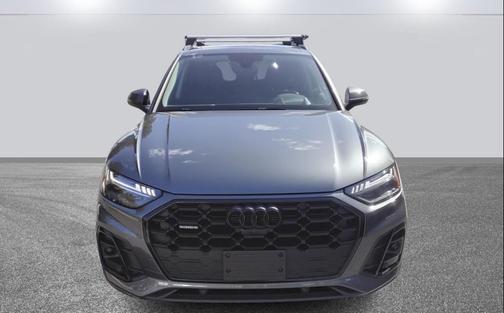 2022 Audi Q5 45 S line Prestige
