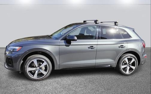 2022 Audi Q5 45 S line Prestige