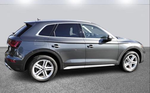 2025 Audi Q5 55 S line Premium Plus