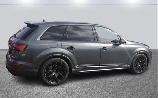 2025 Audi SQ7 4.0T Premium Plus