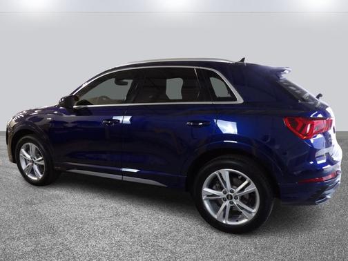 2022 Audi Q3 45 S line Premium Plus