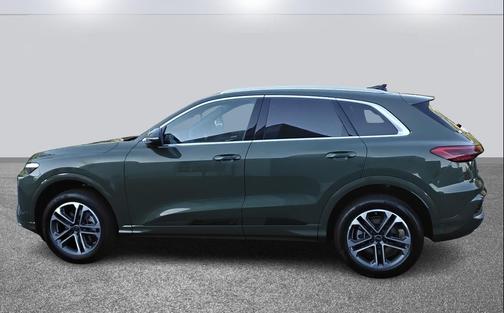 2025 Audi Q5 Premium Plus TFSI quattro S tronic