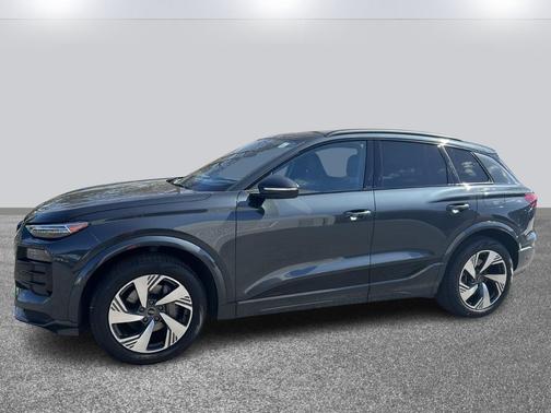 2025 Audi Q6 e-tron Premium Plus quattro